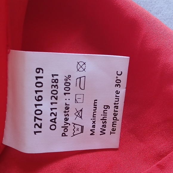 Commense Red Dress - Picture 14 of 16